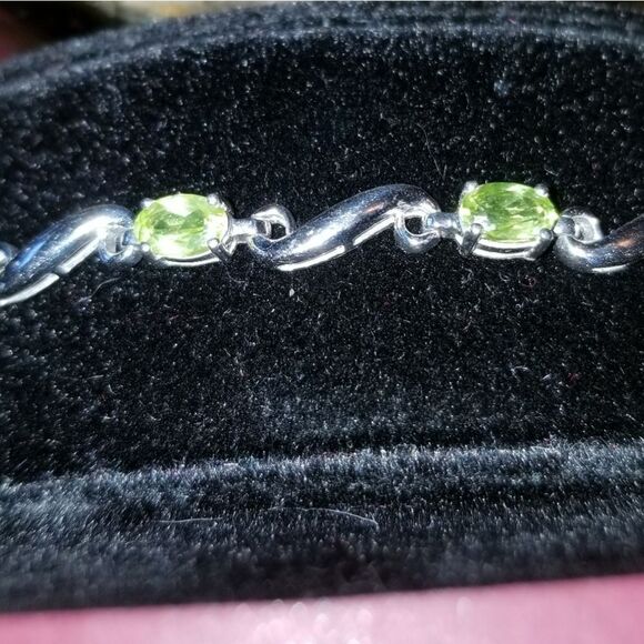 STERLING SILVER BRACELET WITH PERIDOTS - Picture 5 of 5